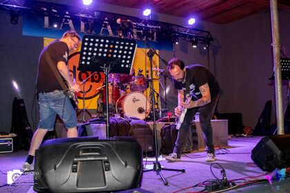 Cizí peří koncert